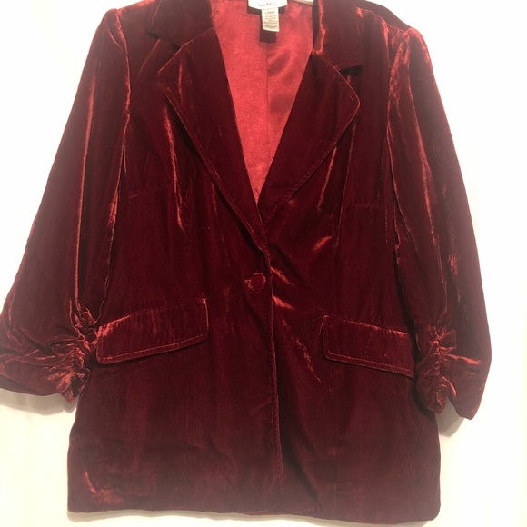 Jacket - Picture 1 of 4